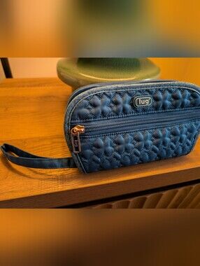 Lug Quilted Travel Jewelry Organizer Cosmetic Wristlet - Teal Blue